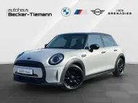 Używany Mini Cooper 136 KM (100 kW) 2022 Biały Hatchback