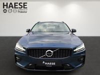 Gebraucht Volvo V60 Plus 197 PS (144 kW) 2025 Denim blue / metallic Kombi