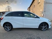 Gebraucht Mercedes B220 170 PS (125 kW) 2019 Weiß Van / Kleinbus