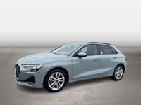 Gebraucht Audi A3 Ambiente 116 PS (85 kW) 2025 Pfeilgrau perleffekt Limousine