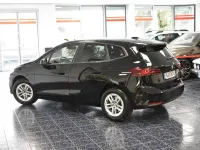 Gebraucht BMW 218 150 PS (110 kW) 2023 Schwarz Van / Kleinbus