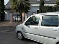 Gebraucht Opel Agila 60 PS (44 kW) 2006 Silber Kleinwagen