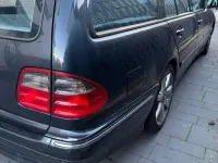 Gebraucht Mercedes E240 Avantgarde 170 PS (125 kW) 2002 Blau Kombi