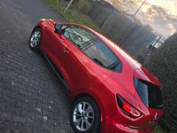 Gebraucht Renault Clio IV Luxe 90 PS (66 kW) 2017 Rot Kleinwagen