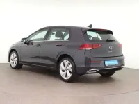 Gebraucht VW Golf VIII Style 150 PS (110 kW) 2024 Uranograu Limousine