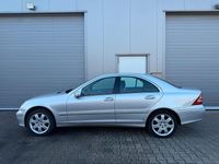 Gebraucht Mercedes C180 143 PS (105 kW) 2004 Silber Limousine