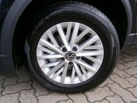 Gebraucht VW T-Roc Life 150 PS (110 kW) 2024 Deep black perleffekt SUV