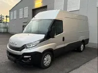 Occasion Iveco Daily 156 ch (114 kW) 2017 Argent Monospace