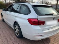 Gebraucht BMW 318 150 PS (110 kW) 2016 Weiß Kombi