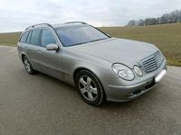 Gebraucht Mercedes E270 177 PS (130 kW) 2004 Grau Kombi