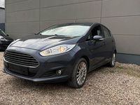 Gebraucht Ford Fiesta 101 PS (74 kW) 2013 Grau Kleinwagen