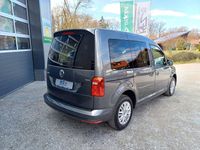 Gebraucht VW Caddy Trendline 102 PS (75 kW) 2017 Grau Van / Kleinbus