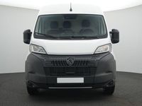 Gebraucht Peugeot Boxer 140 PS (102 kW) 2025 Kaolinweiß Van