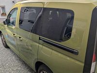 Gebraucht VW Caddy Dark Label 114 PS (83 kW) 2022 Grün Van / Kleinbus