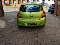 Gebraucht Hyundai i20 55 PS (40 kW) 2011 Grün Kleinwagen