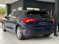 Gebraucht Ford Focus 125 PS (91 kW) 2020 Blau Limousine