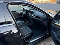 Gebraucht Mercedes E200 184 PS (135 kW) 2011 Schwarz Kombi