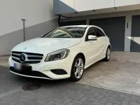 Gebraucht Mercedes A200 136 PS (100 kW) 2015 Weiß Kleinwagen