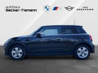 Używany Mini Cooper Essential 136 KM (100 kW) 2023 Czarny Hatchback