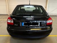 Gebraucht Audi A3 90 PS (66 kW) 2001 Schwarz Kleinwagen