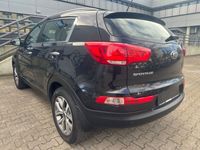 gebraucht Kia Sportage 1.6 GDI 2WD AUTOM AHK/KLIMAUT./82TKM