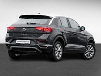 gebraucht VW T-Roc 1.5 STYLE KAMERA LED ALU17 NAVI SITZHEIZ.