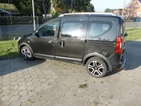 Gebraucht Dacia Dokker Celebration 116 PS (85 kW) 2018 Perlmuttschwarz Van / Kleinbus