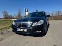 Gebraucht Mercedes E220 Avantgarde 170 PS (125 kW) 2009 Schwarz Limousine