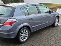Gebraucht Opel Astra Elegance 125 PS (91 kW) 2004 Grau Limousine