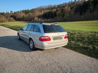 Gebraucht Mercedes E270 177 PS (130 kW) 2004 Silber Kombi
