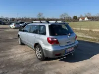 Gebraucht Mitsubishi Outlander Invite 136 PS (100 kW) 2005 Cool silver SUV