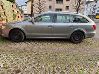 Gebraucht Skoda Superb GreenLine 105 PS (77 kW) 2011 Grau Kombi