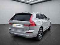 Gebraucht Volvo XC60 Plus 197 PS (144 kW) 2022 Silber SUV
