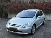 Gebraucht Peugeot 307 110 PS (80 kW) 2004 Silber Limousine