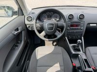 Używany Audi A3 Attraction 125 KM (91 kW) 2010 Szary Hatchback