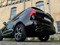 Gebraucht Volvo XC60 R-Design 190 PS (139 kW) 2019 Schwarz SUV