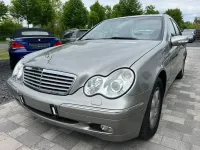 Gebraucht Mercedes C180 143 PS (105 kW) 2004 Silber Limousine