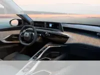 Neu Peugeot 5008 144 PS (105 kW) 2026 Grau (titan grau) SUV