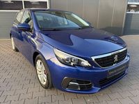 Gebraucht Peugeot 308 Active 131 PS (96 kW) 2019 Blau Limousine