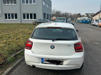 Gebraucht BMW 114 102 PS (75 kW) 2013 Weiß Kleinwagen