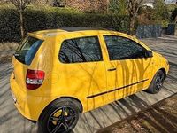 Gebraucht VW Fox 54 PS (39 kW) 2005 Gelb Kleinwagen