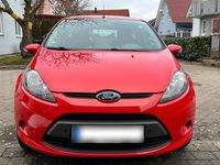 Gebraucht Ford Fiesta Trend 60 PS (44 kW) 2010 Rot Kleinwagen