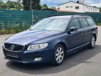 Gebraucht Volvo V70 Linje Svart 181 PS (133 kW) 2015 Blau Kombi