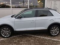 gebraucht VW T-Roc 1,5 TSI IQ.DRIVE +Navi + ACC + RFK + APP