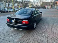 Gebraucht BMW 525 192 PS (141 kW) 2001 Schwarz Limousine