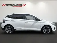 Gebraucht Hyundai i20 Prime 101 PS (74 kW) 2025 Atlas white/ phantom black / s Kleinwagen