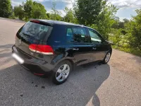 Gebraucht VW Golf VI 105 PS (77 kW) 2010 Schwarz Kleinwagen