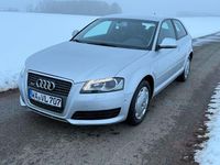 Gebraucht Audi A3 Ambiente 140 PS (102 kW) 2010 Silber Limousine
