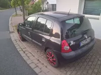 Gebraucht Renault Clio II Authentique 58 PS (42 kW) 2003 Schwarz Limousine