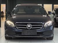 Gebraucht Mercedes E220 194 PS (142 kW) 2019 Blau Kombi